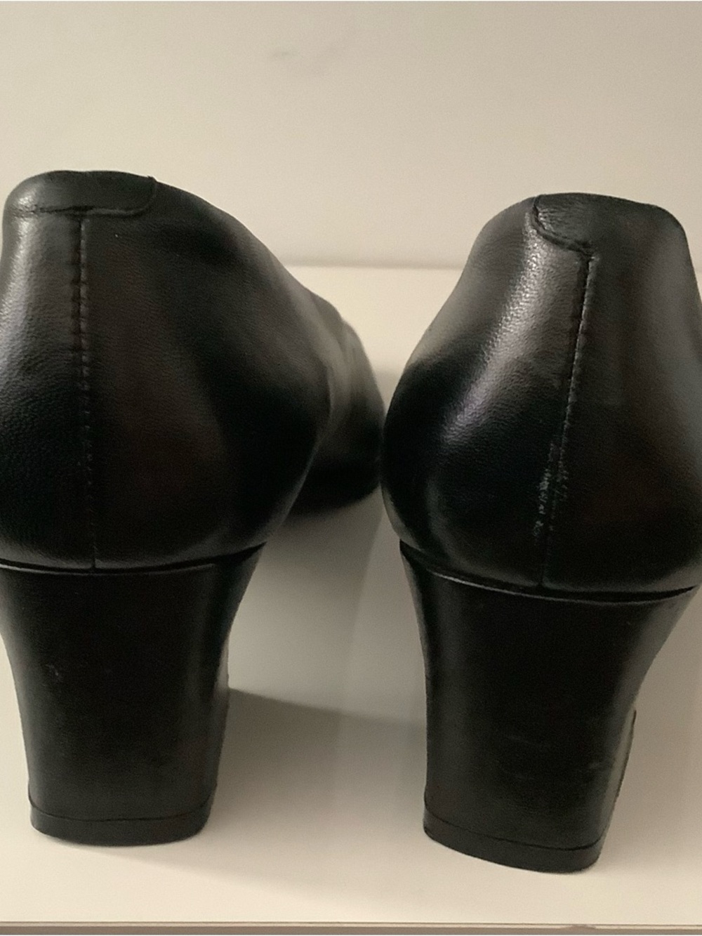 AEROSOLES Black Square Toe Low Block Heel Pumps - Picture 3 of 6